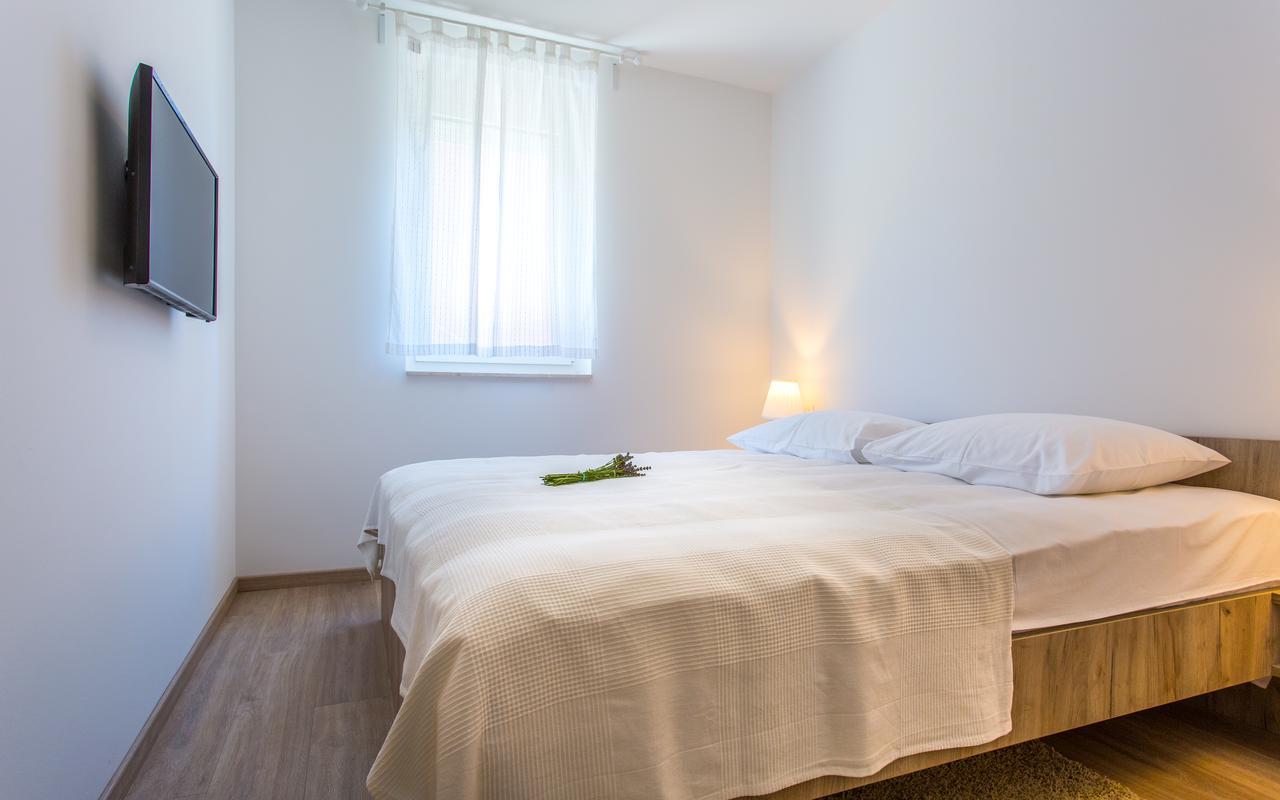 Apartments Viktorija 2 Baška Kültér fotó